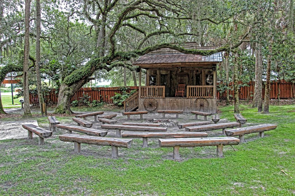 韦斯特盖特里弗兰奇竞技表演度假村 River Ranch 外观 照片